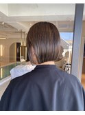 小顔ミディアム切りっぱなし外ハネボブくびれミディ
