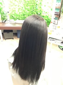 アロハ ヘアデザイナーズ(Aloha HAIRDESIGNERS) サラ髪