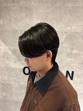 エクシア 博多店(EXCIA) 自然な毛流れ【センターパート】