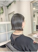 髪質改善縮毛矯正で切りっぱなし外ハネストレートボブスタイル