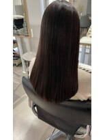 シキ 戸塚(Shiki.)&nbsp;着物ヘア/大人ガーリー/ダークアッシュ/似合わせカット/戸塚