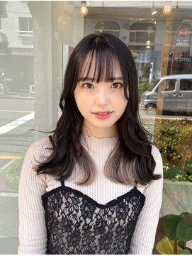 ミモザワークス ヘアアレンジ インナーカラー ミルクティーベージュ