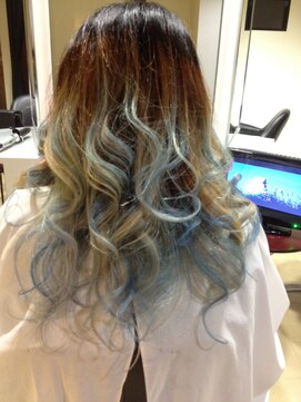 アートフィールド(artfield) ちょっと変わったカラー