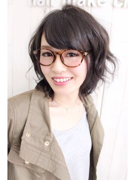 ディー(dee) dee 大人可愛い伸ばしかけショートボブ