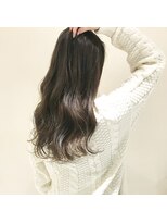 デフィー(DEFY) グレージュカラーロングスタイル