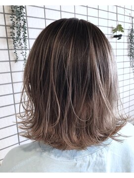 ブロッサム 北浦和店 バレイヤージュグラデーションカラー