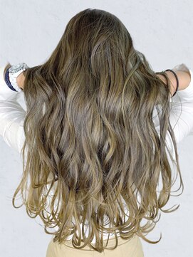 シウン(SIUN.) カーキーグレージュ