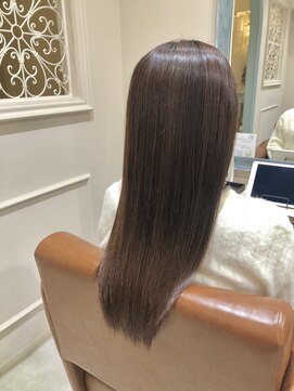 フレーム へアアンドトリートメント 天王寺北口店(FRAME) [FRAME 天王寺北口店] 艶カラー透け感グレージュ