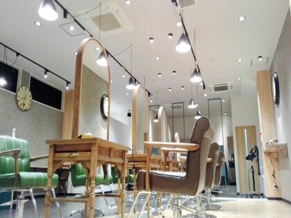 アグ ヘアー ビオラ 弘前駅前店(Agu hair viola)の写真