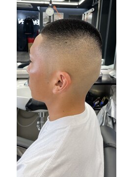 ザ フェイダーズ(The Faderz) スキンフェードクロップバズカットイージーパーマメンズフェード