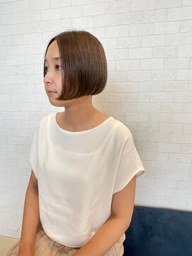 ヘアーリゾート ラウレア(Hair Resort LAULEA) ミニボブ×グレージュ