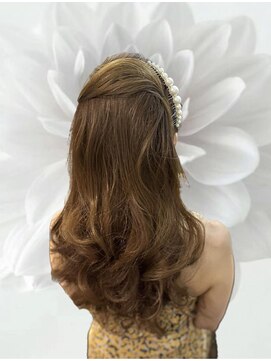 ラフウィーブ(Laugh Weave) ダウンアレンジ