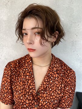 ノイ(noi) 顔周りレイヤーカットくびれヘアミルクティーベージュカラー