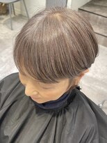 GBG 自由が丘&nbsp;くびれショートボブ40代50代グレイカラー白髪ぼかしハイライト
