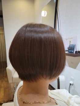 ヘアスタジオベレッツァ(HAIR STUDIO bellezza)の写真/頭皮に優しい薬剤を使用しているのでお肌や頭皮が敏感な方にも◎ハーブカラーで上品な仕上がりに導きます♪
