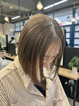 ジーニー 横浜(giinii) ブリーチ無しダブルカラー で作るベージュ