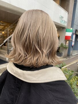 エトラ 渋谷店(etora) 外ハネボブ　ミルクティーベージュ