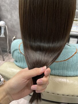 フォンド 津田沼(fond.) 着物/フェミニンロング/似合わせカット/津田沼/韓国/顔周り/艶髪