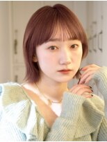 ガーデンヨコハマエスト(GARDEN YOKOHAMA est)&nbsp;ボブ　ベージュ　ピンクベージュ　デジタルパーマ風巻き髪