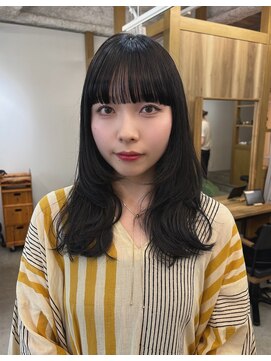 レル(lelu) ぱつっと重めワイドバングと前髪縮毛