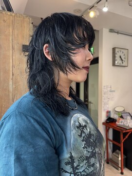 ナループロアツム(Nalu pu loa Tsum) ウルフパーマ/ウルフ/マレット/ミディアムパーマ