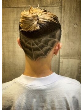 ビンゴ 高松店(BINGO) 1495金髪刈り上げスキンフェードバリカンアートマンバンヘア