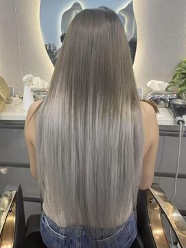 エルビービューティーサロン(LB Beauty Salon) 抜け感ブルー×アッシュカラー★羽エクステ【池袋駅】