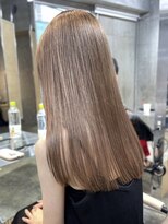 サンクマーケット 渋谷(cinq MARKET)&nbsp;渋谷ブリーチカラーダブルカラーミルクティーベージュカラー韓国