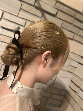 シーエヌシー アンド アソシエイツ CNC&ASSOCIATES ヘアーアレンジ