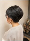 女性らしいフェミニンなショートスタイル