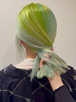スリット(slit) 43. デザインカラー/ブリーチ/ダブルカラー/ヘアアレンジ