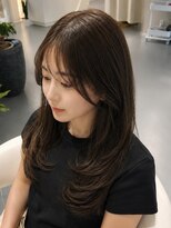 ネバーバイリンクス(NEVAR by LINKTH)&nbsp;透明感くびれレイヤー｜小顔見え×透明感カラー