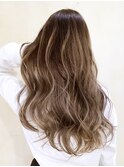 外国人風ブロンドバレイヤージュ 【Shelia町田】