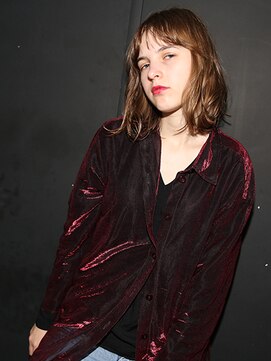 サバービア(suburbia) 『カット+ファストブリーチ+ホワイトグレージュ』