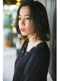 ダークシルバーで染める就活用のおしゃれボブルフ