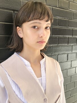 コス(kos) 【nanuk*UEKI】大人のオン眉*外ハネ