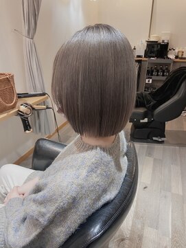 ムタヘアーサロン(MUTA hair salon) ホワイトグレージュ