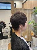 ボーイッシュな雰囲気のスマートショート