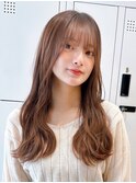 Say.レイヤーロングミルクティーアッシュぱっつん前髪ロング青山
