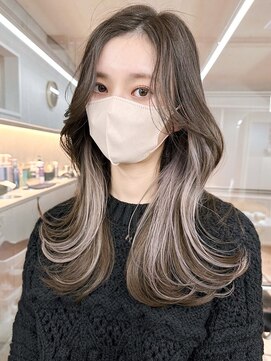 サイン 表参道(SIGN) 韓国ヘアグレージュカラーブリーチ無し髪質改善イヤリングカラー