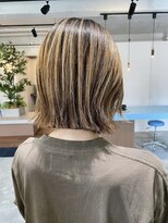 オアシス アン(oasis-un)&nbsp;ハイライト切りっぱなしボブ