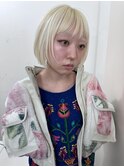 抜きっぱなしハイトーンブロンド前髪短めショート
