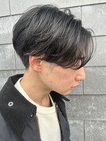 ヒュイル バイ ニアウ(Hwyl by Niau)&nbsp;メンズマッシュセンターパートスパイラルパーマニュアンスパーマ