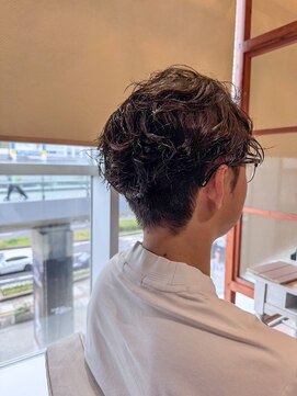 ラウハ 海浜幕張(RAUHA) ニュアンスパーマ/韓国マッシュ/スパイキーショート/海浜幕張