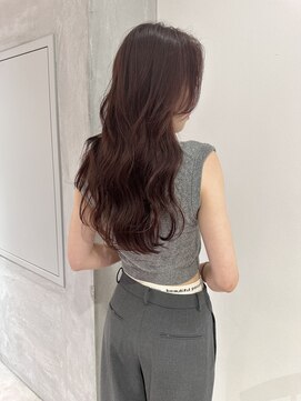 ヨーク(YOKE) YOKE ぱつっとロングくすみピンクブラウンダブルカラー艶髪