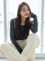 イト(ito)&nbsp;透明感ブラウン/ロング/レイヤーカット/全体レイヤー