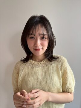 ブラウヘアアンドケア(care) ミディアムレイヤー