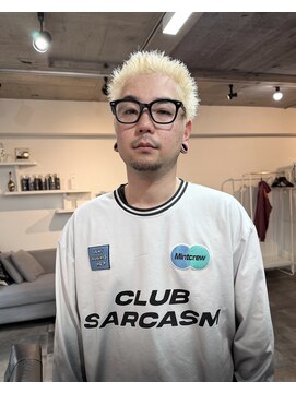グリード ヘアー(GREED hair) ホワイトナチュラルショート