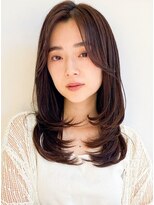 ビビ バイ マグ 岡谷店(bivi by Mag)&nbsp;顔周りレイヤー×ツヤブラウンの大人セミロング
