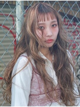 ジーナ(XENA) 春を感じるハイライトスタイル